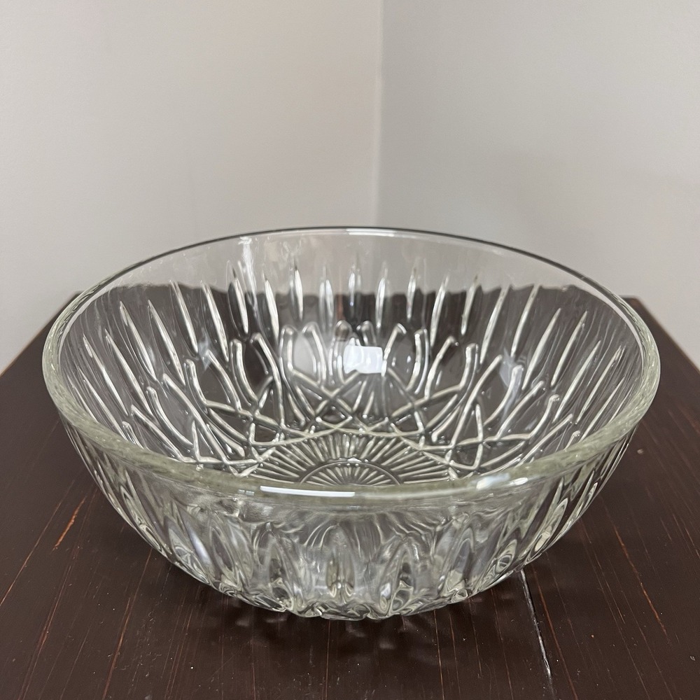 Pasari Crystal 8" Fruit Salad Vegetable Serving Bowl Cut Vertical Loop Design